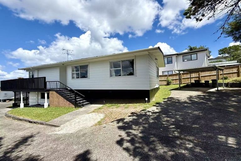 Photo of property in 23 Bellringer Road, Massey, Auckland, 0614