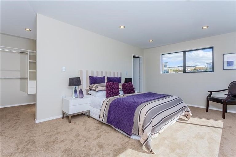 Photo of property in 36 Caldera Drive, Long Bay, Auckland, 0630