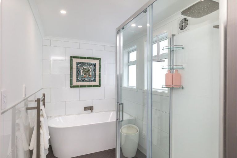 Photo of property in 218a Cambridge Street, Levin, 5510