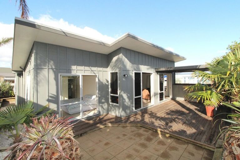 Photo of property in 107 The Fairway, Matarangi, Whitianga, 3592