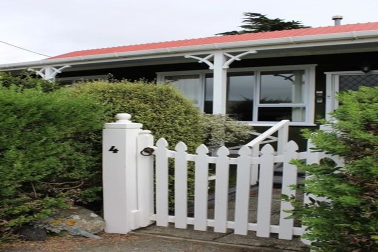 Photo of property in 4 Carnock Road, Harwood, Dunedin, 9077