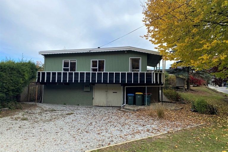 Photo of property in 10 Norfolk Street, Arrowtown, 9302