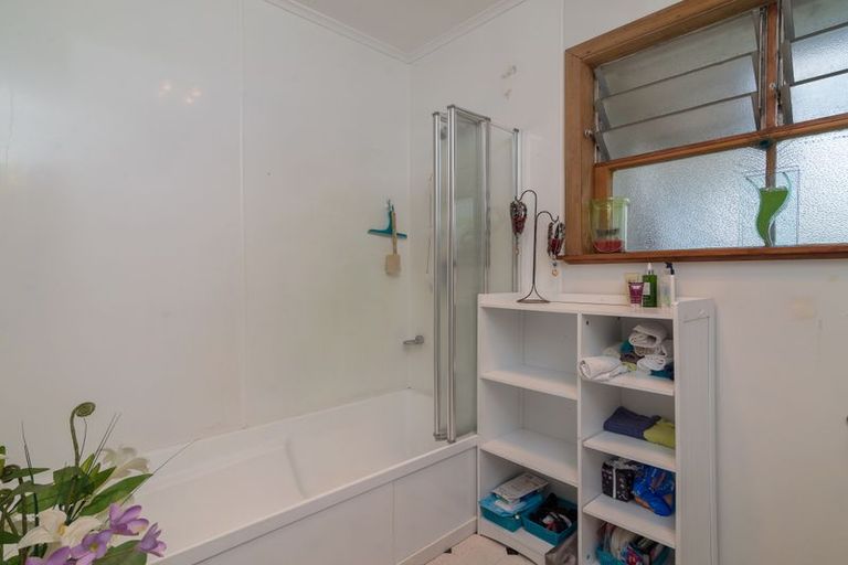 Photo of property in 27 Roosevelt Road, Western Heights, Rotorua, 3015