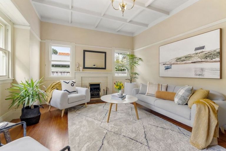 Photo of property in 5 Macky Avenue, Devonport, Auckland, 0624