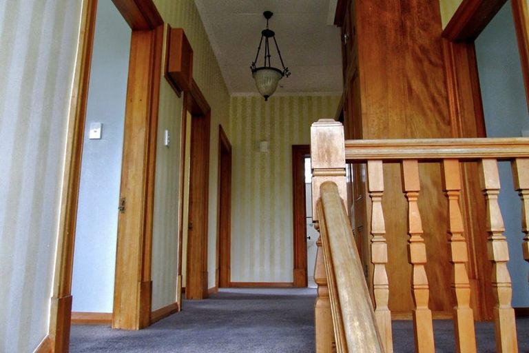 Photo of property in 15 Dee Street, Island Bay, Wellington, 6023