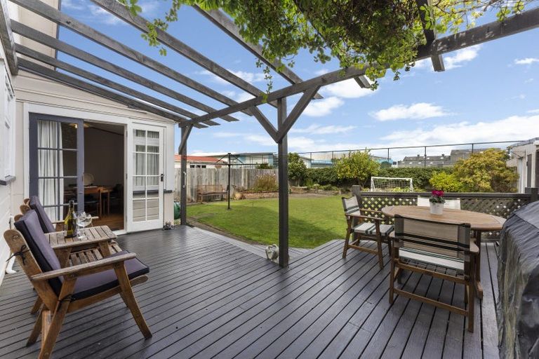 Photo of property in 14 Hume Street, Alicetown, Lower Hutt, 5010