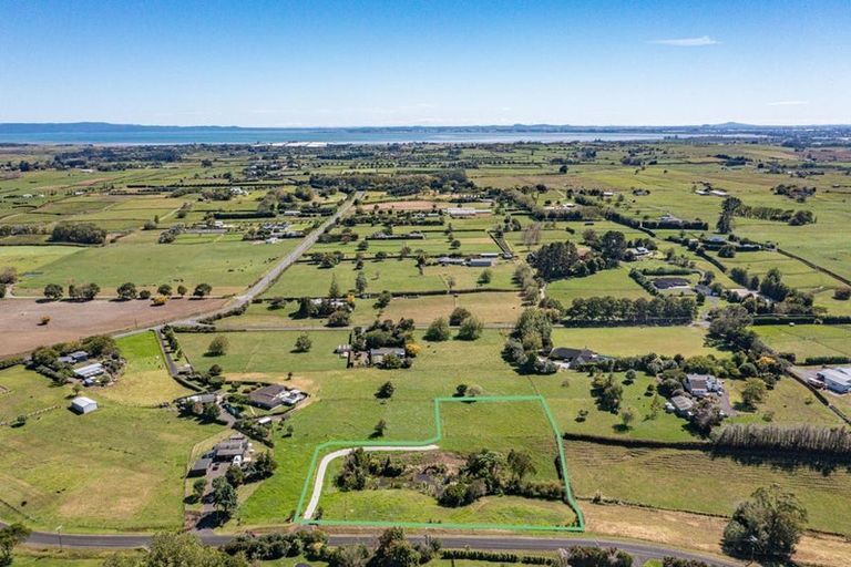 Photo of property in 25 Bungard Road, Karaka, Papakura, 2580