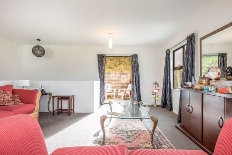 Photo of property in 6 Picasso Grove, Belmont, Lower Hutt, 5010