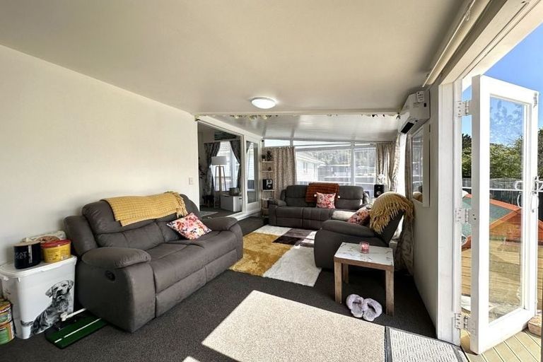 Photo of property in 62 Karaka Street, Wainuiomata, Lower Hutt, 5014