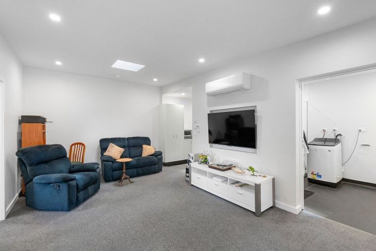 Photo of property in 324 Kimberley Road, Levin, 5571