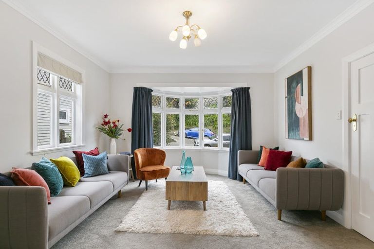 Photo of property in 4 Don Street, Island Bay, Wellington, 6023