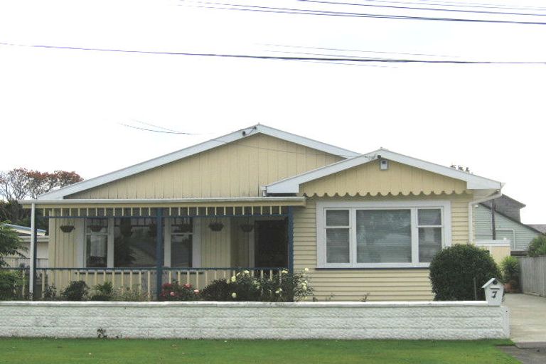 Photo of property in 7 Lincoln Avenue, Epuni, Lower Hutt, 5011