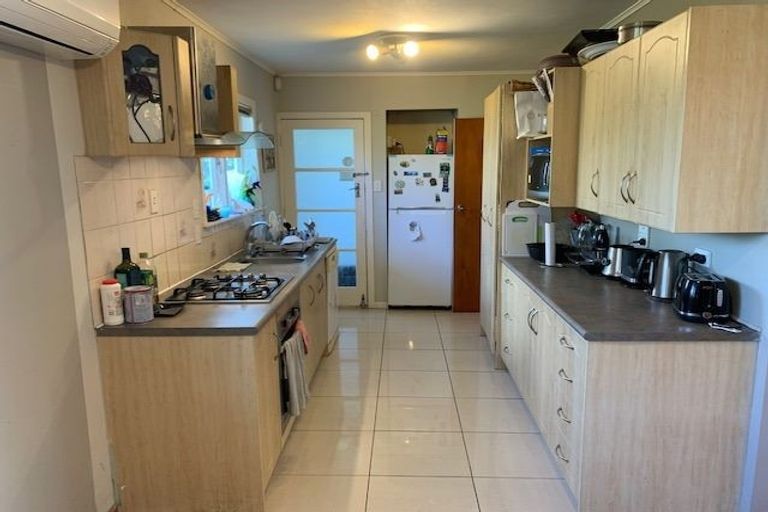 Photo of property in 1/34 Tomo Street, New Lynn, Auckland, 0600