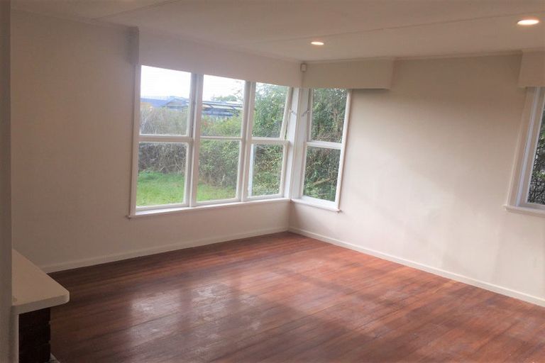 Photo of property in 43 Miranda Street, Avondale, Auckland, 0600