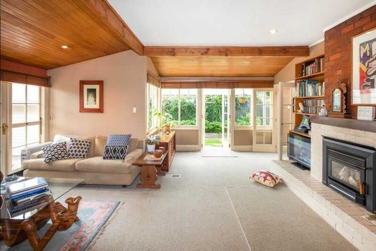 Photo of property in 83 Normans Road, Strowan, Christchurch, 8052