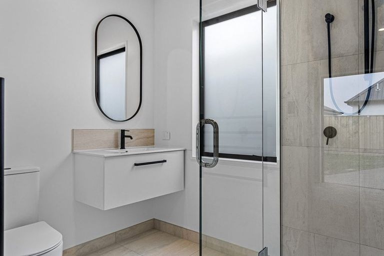 Photo of property in 6 Peak Lane, Halswell, Christchurch, 8025