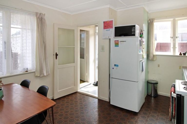 Photo of property in 84 Ngamotu Road, Spotswood, New Plymouth, 4310