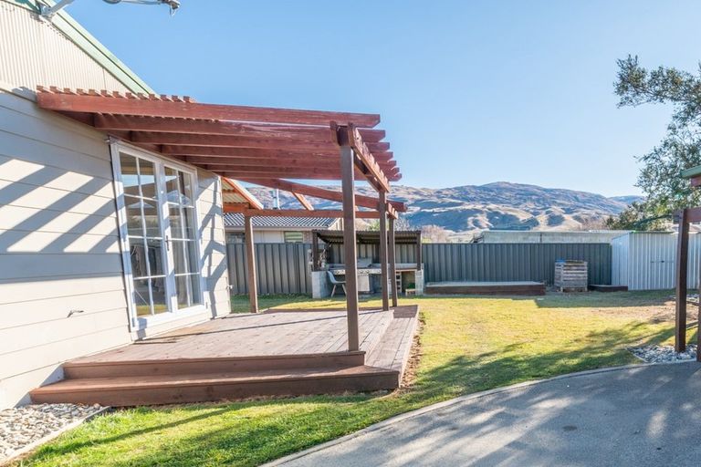 Photo of property in 18 Antimony Crescent, Cromwell, 9310