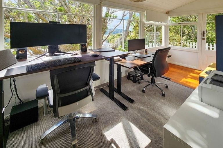 Photo of property in 62 Weld Street, Wadestown, Wellington, 6012