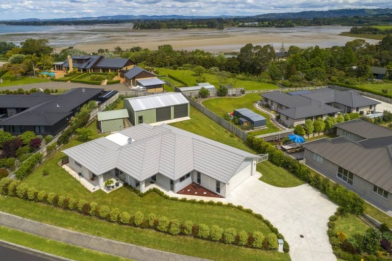 Photo of property in 87 Margaret Drive, Omokoroa, 3114