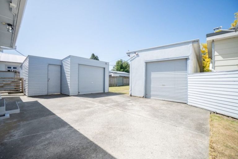 Photo of property in 67 Shamrock Street, Takaro, Palmerston North, 4412