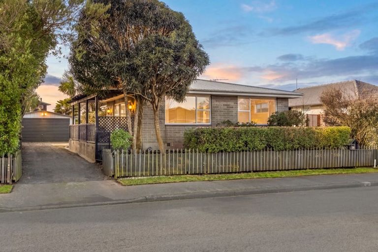 Photo of property in 128 Wales Street, Halswell, Christchurch, 8025