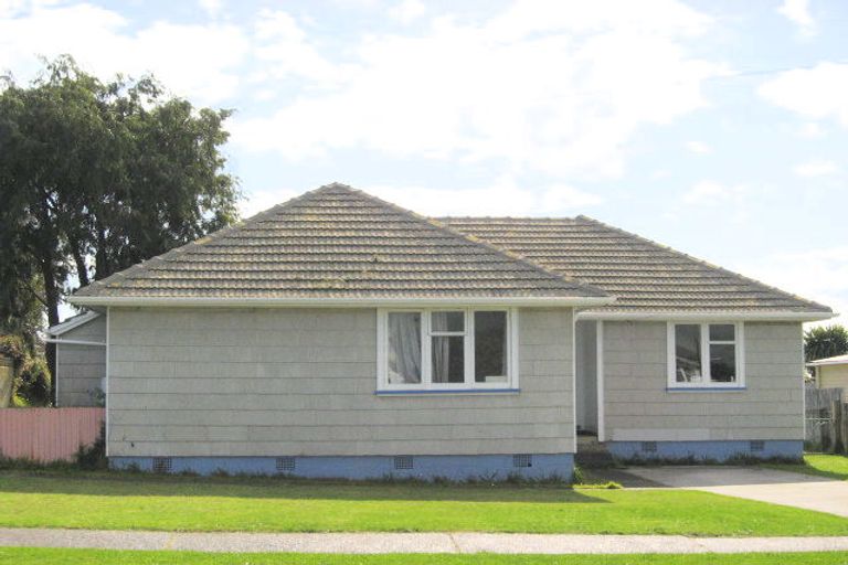 Photo of property in 20 Burns Street, Tawhero, Whanganui, 4501