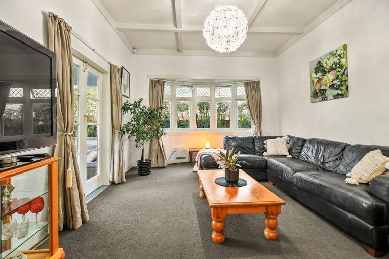 Photo of property in 79 Rimu Street, Maeroa, Hamilton, 3200