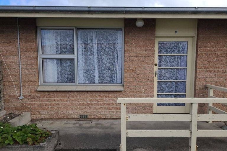 Photo of property in 1-12/71 Main Street, Mataura, 9712