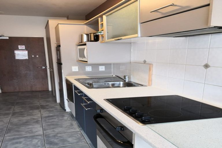 Photo of property in Atrium Apartments, 2n/154 The Terrace, Wellington Central, Wellington, 6011