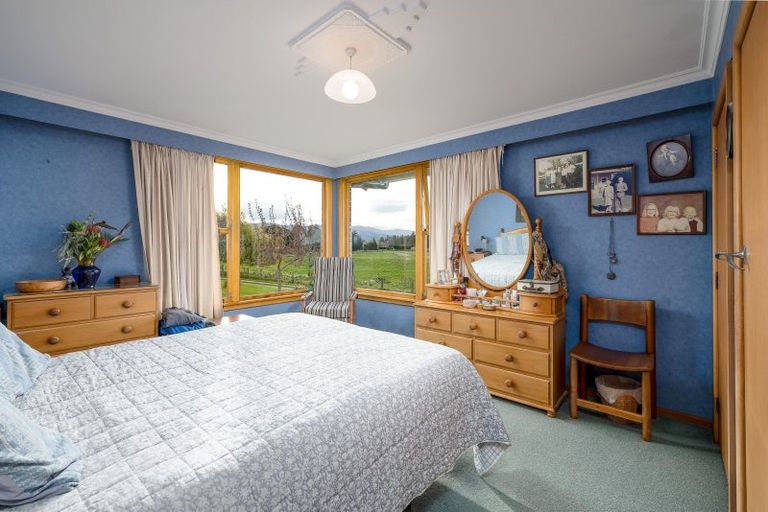 Photo of property in 229 Waihao Back Road, Waimate, 7979
