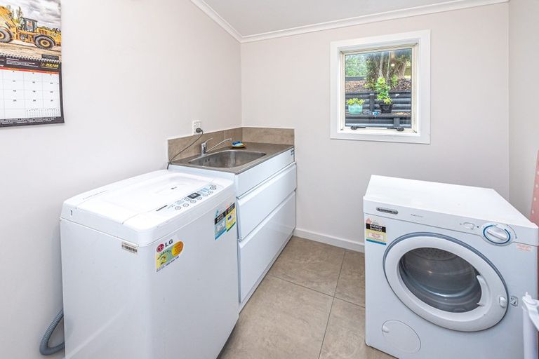 Photo of property in 1 Rotokawau Drive, Otamatea, Whanganui, 4500