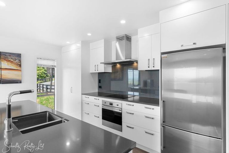 Photo of property in 827 Tinopai Road, Tinopai, Matakohe, 0593