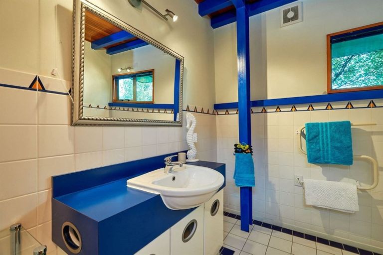 Photo of property in 13 Kotare Place, South Bay, Kaikoura, 7300