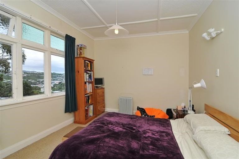 Photo of property in 93 Townsend Road, Miramar, Wellington, 6022