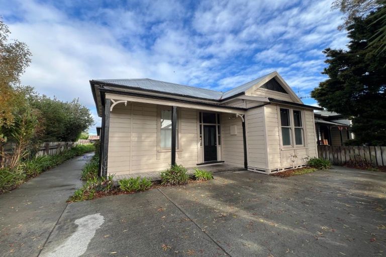Photo of property in 30 Ada Street, Hokowhitu, Palmerston North, 4410