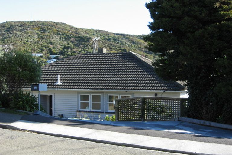 Photo of property in 108 Donald Street, Karori, Wellington, 6012