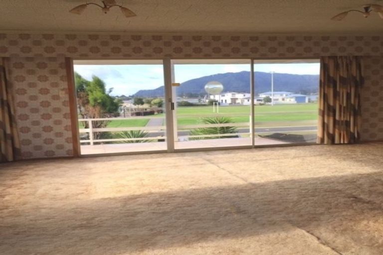 Photo of property in 10 Hornsea Road, Tairua, 3508
