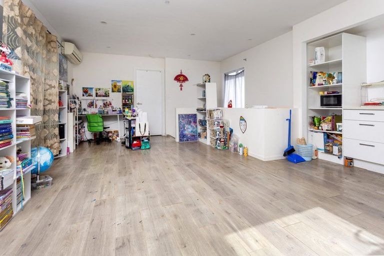 Photo of property in 211 East Coast Road, Castor Bay, Auckland, 0620