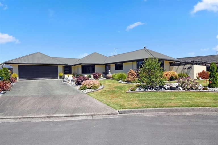 Photo of property in 6 Titoki Place, Motueka, 7120