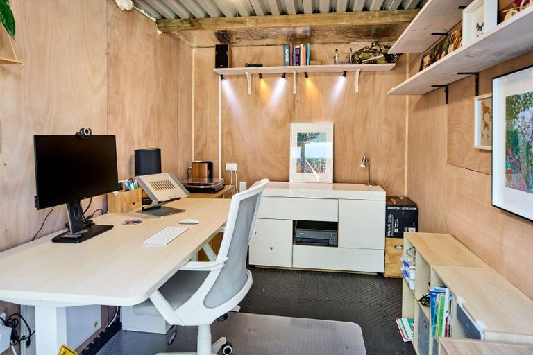 Photo of property in 39 Kiwi Street, Alicetown, Lower Hutt, 5010