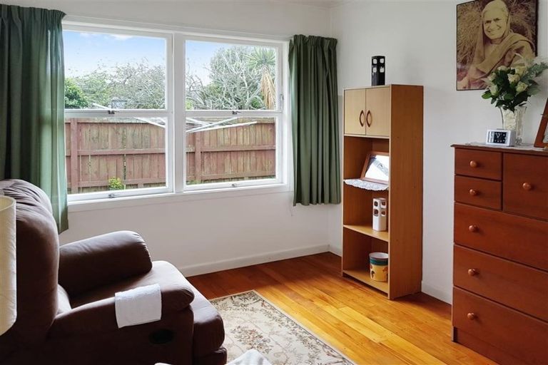 Photo of property in 2/1 Grassways Avenue, Pakuranga, Auckland, 2010