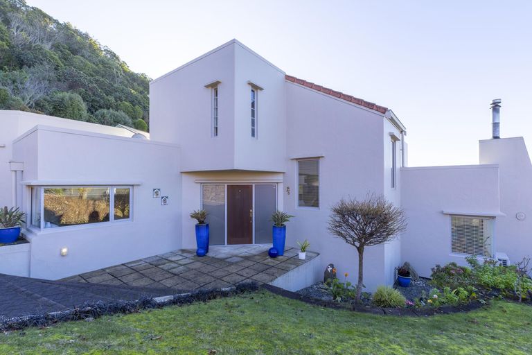 Photo of property in 718 Acacia Bay Road, Acacia Bay, Taupo, 3330