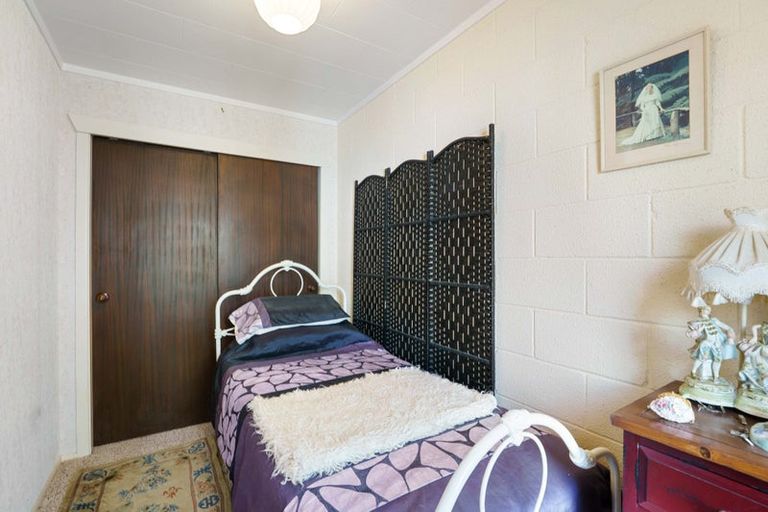 Photo of property in 28a He Awa Crescent, Waikanae, 5036