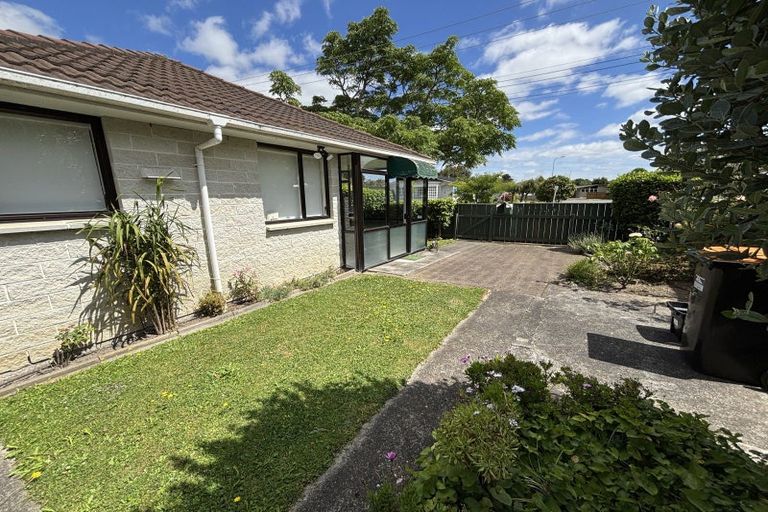 Photo of property in 96a Slacks Road, Awapuni, Palmerston North, 4412