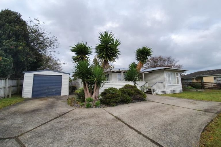 Photo of property in 15a Howden Street, Waiuku, 2123