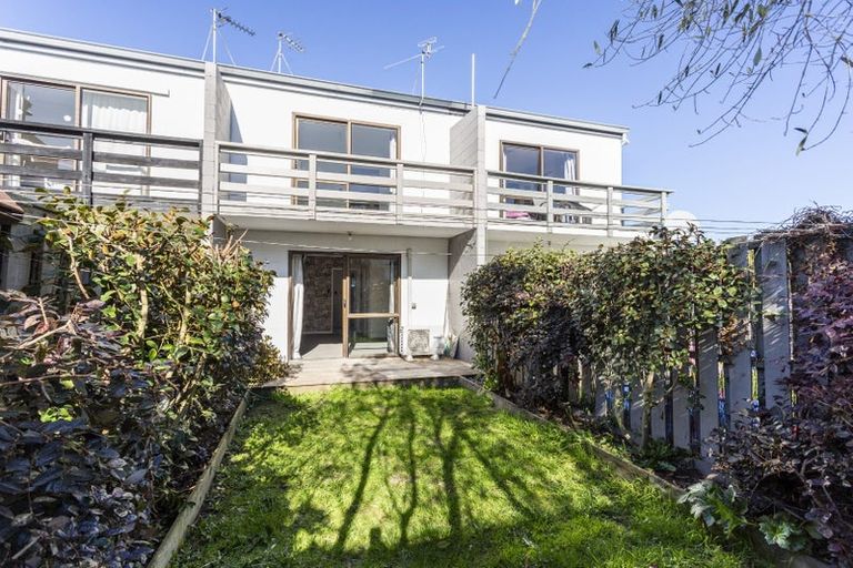 Photo of property in 5/49 Waltham Road, Sydenham, Christchurch, 8023