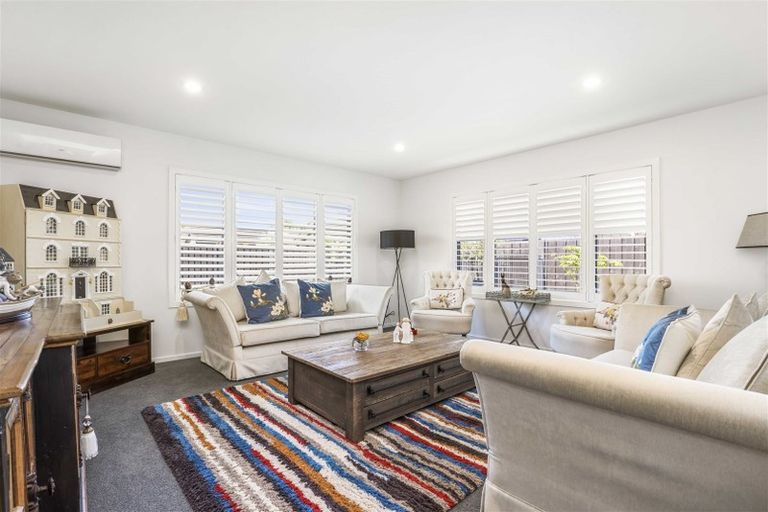 Photo of property in 15 Amokura Crescent, Flagstaff, Hamilton, 3210