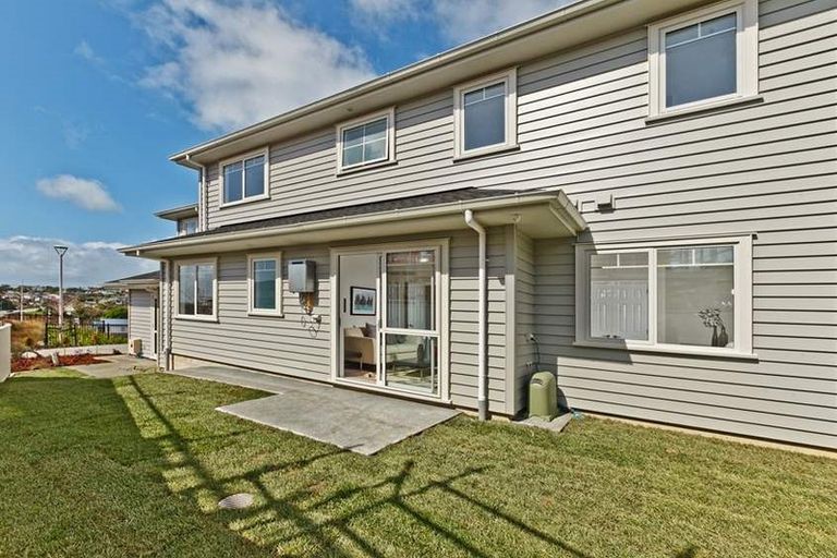 Photo of property in 15 Te Oneroa Way, Long Bay, Auckland, 0630