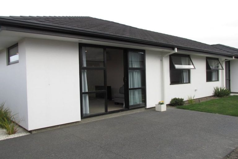 Photo of property in 20 Packard Crescent, Halswell, Christchurch, 8025